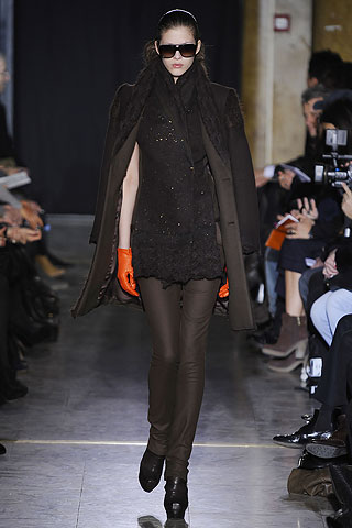 Черное шерстяное пальто, отделанное мехом, Costume National