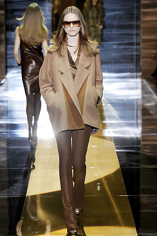 Женское короткое пальто без пуговиц, Gucci