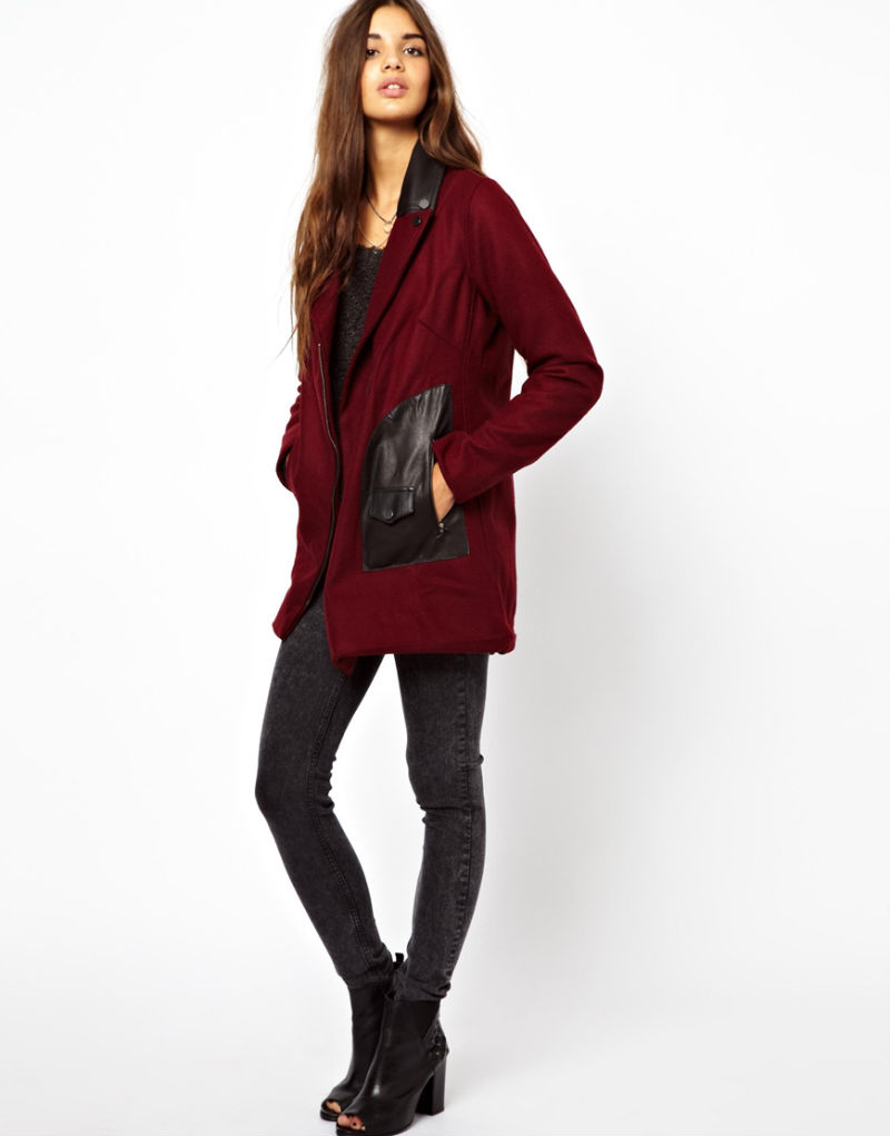 Девушка в бордовом шерстяном пальто на молнии с кожаными вставками, Religion