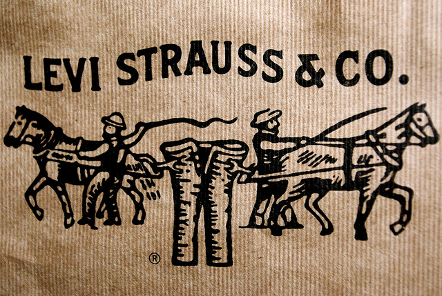 Оригинальный логотим торговой марки Levi Strauss