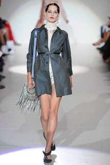 Женский плащ с кожаным поясом Marc Jacobs