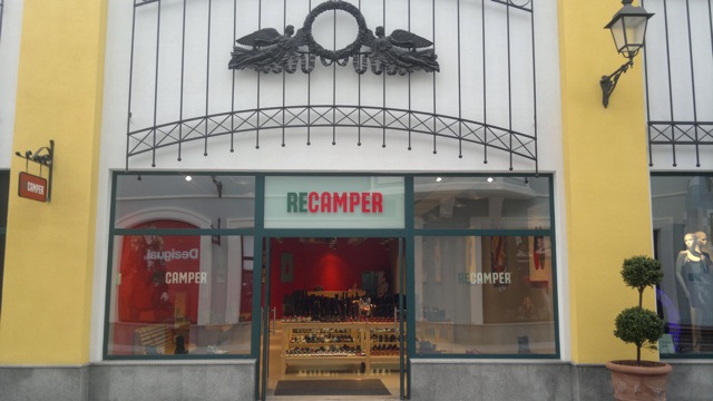 Магазин RE-Camper в аутлет-центре Outlet Village Белая Дача