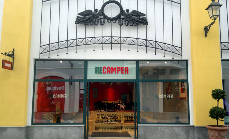 Магазин RE-Camper в Outlet Village
