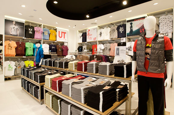 Интерьер магазина UNIQLO